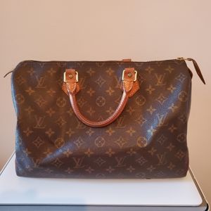 Louis Vuitton Speedy 35